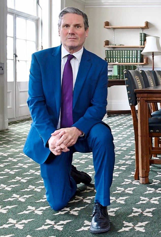 https://www.melaniephillips.com/wp-content/uploads/2020/06/Keir-Starmer-takes-a-knee-June-2020-.jpg